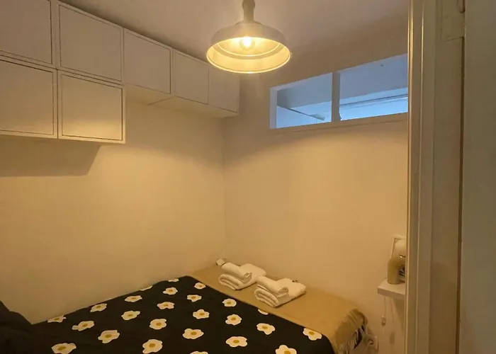 Downtown Alfama Fado *